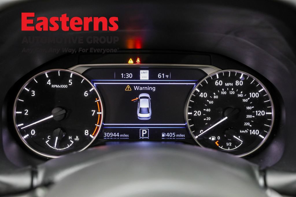 Used 2023 Nissan Altima 2.5 SV w/ SV Premium Package FWD image 18