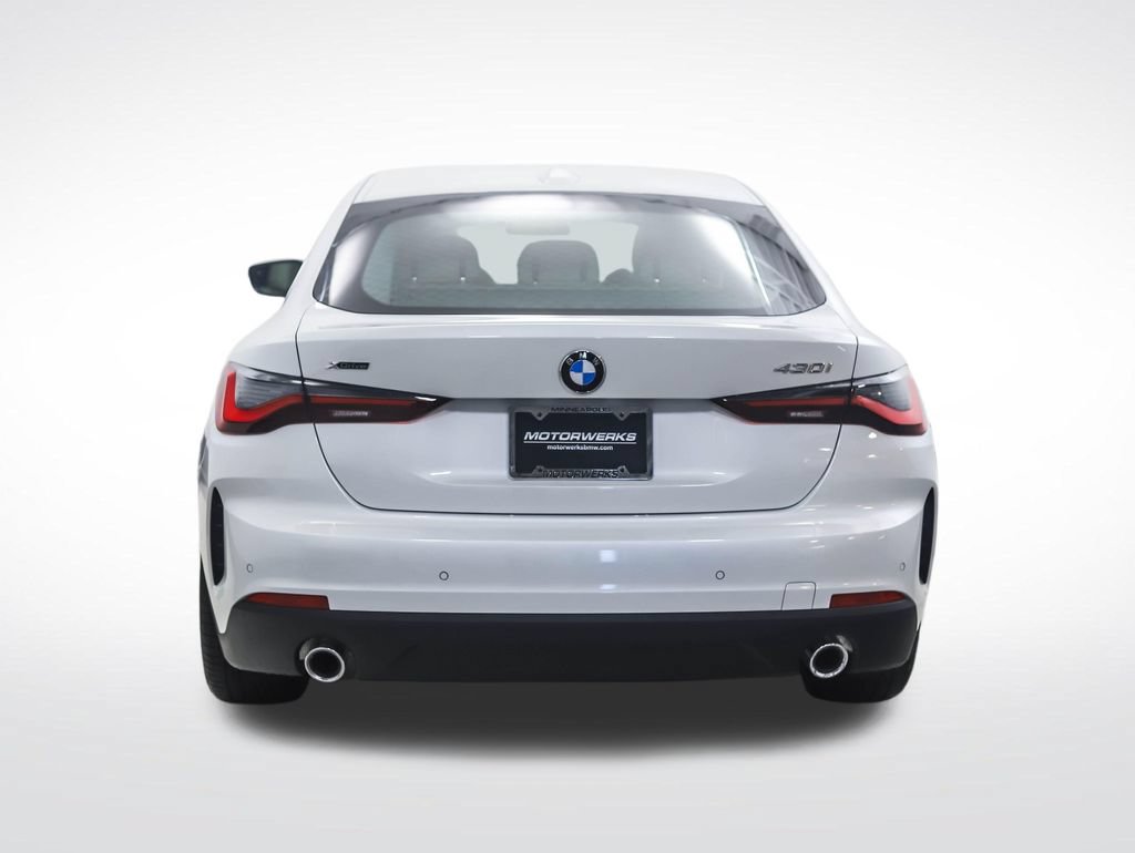 Used 2026 BMW 430i xDrive w/ Premium Package AWD/4WD image 4