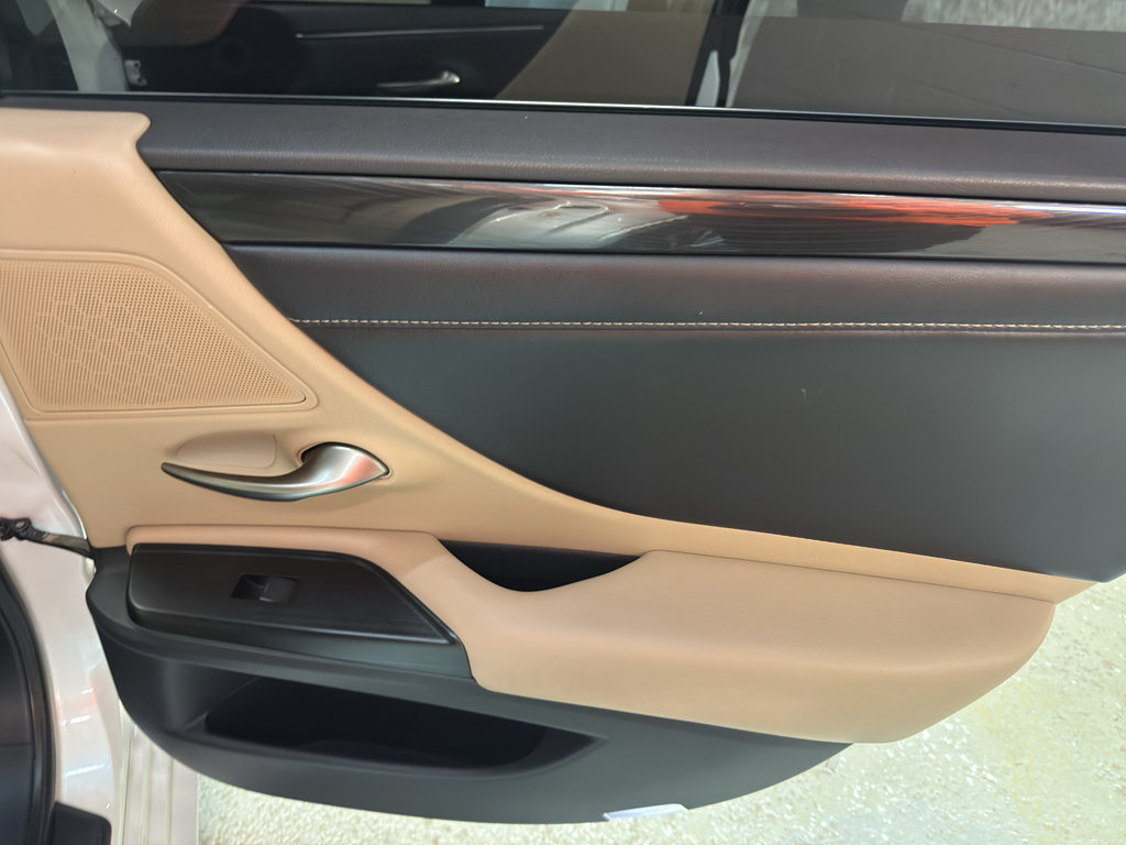 Used 2019 Lexus ES 350 FWD image 25