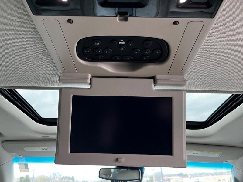 Used 2019 GMC Yukon SLT w/ Premium Edition image 12