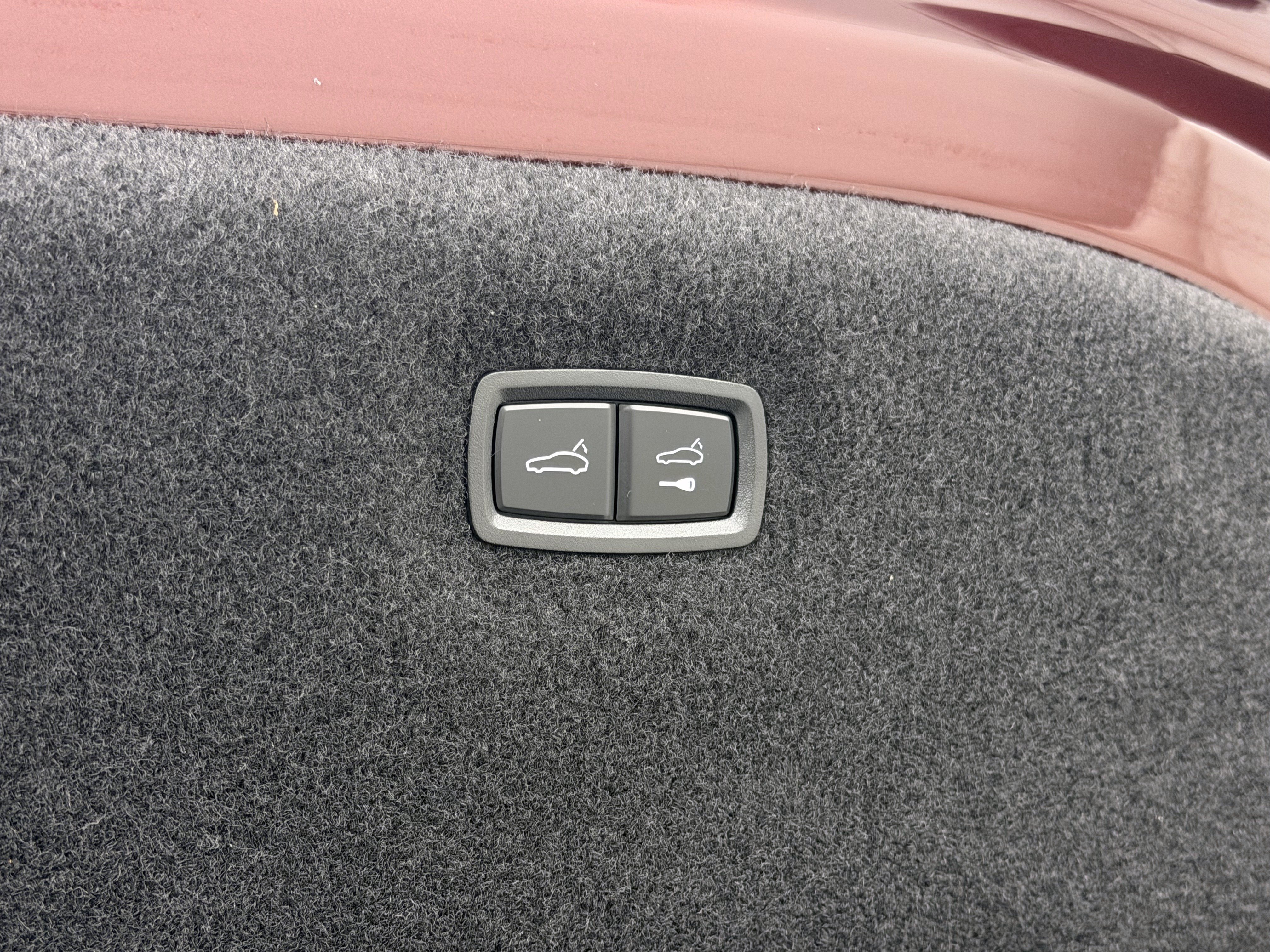 Certified 2022 Porsche Taycan Turbo AWD/4WD image 70