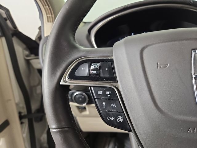 Used 2019 Lincoln Nautilus Reserve image 22