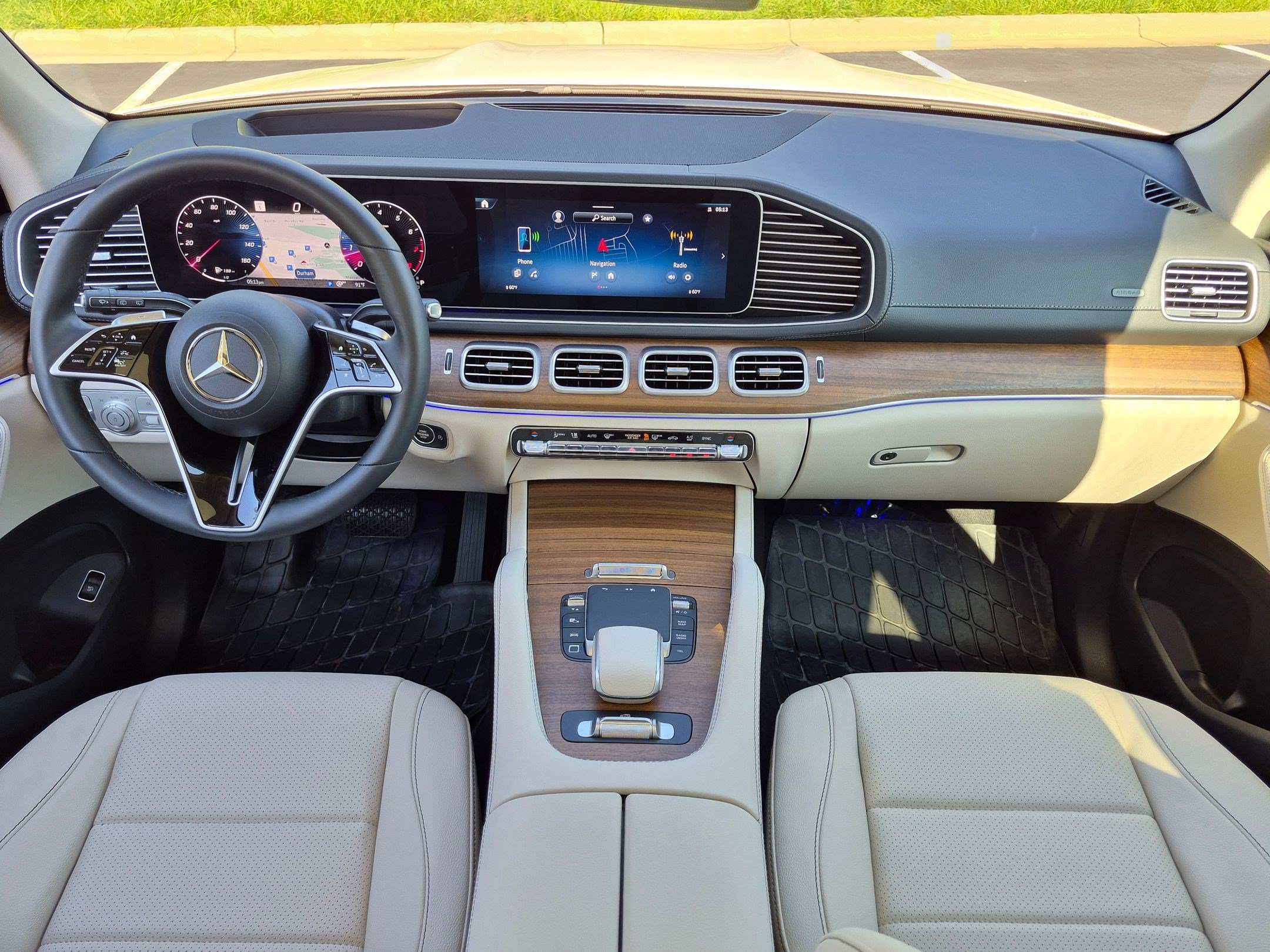 Certified 2025 Mercedes-Benz GLS 450 4MATIC image 31