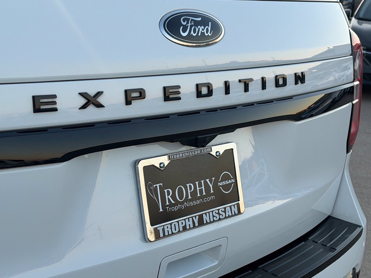 Used 2022 Ford Expedition Limited RWD image 8