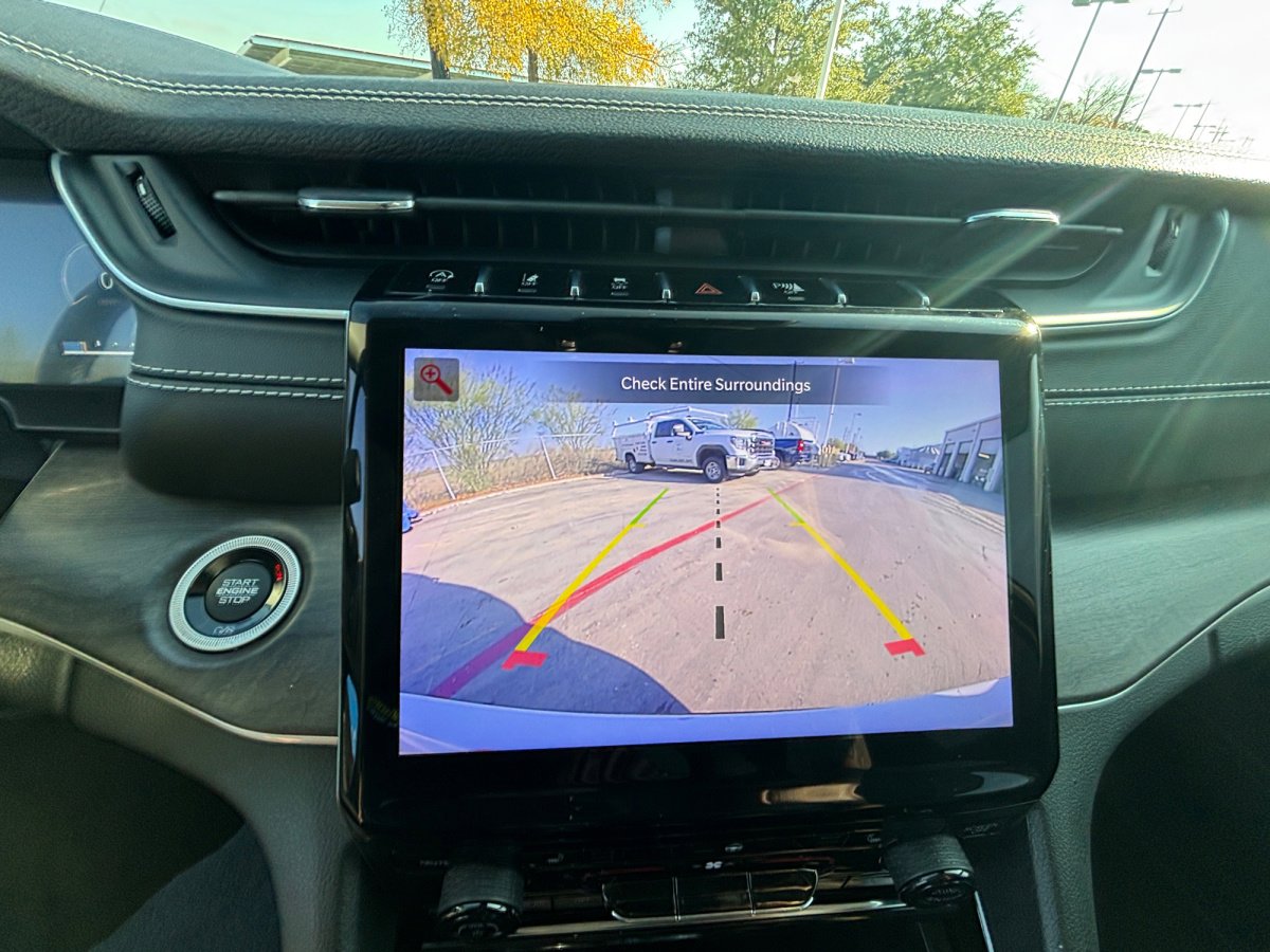 Used 2023 Jeep Grand Cherokee L Limited w/ MOPAR Finishing Package image 9