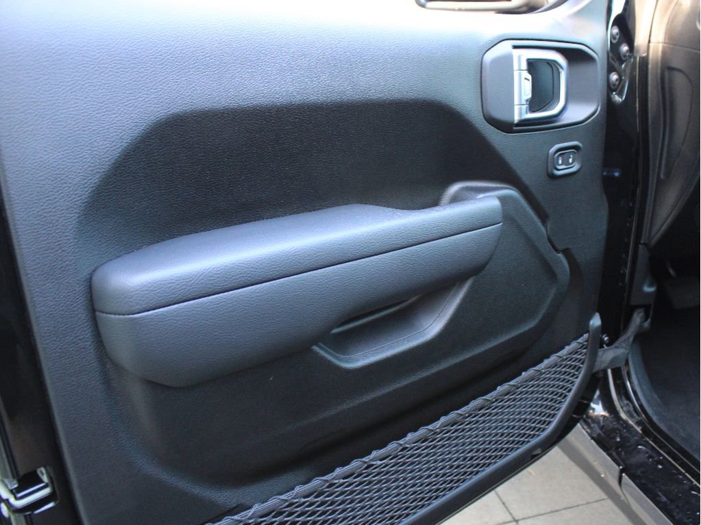 New 2026 Jeep Gladiator Sport image 10