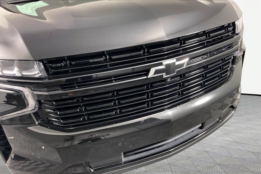 Certified 2024 Chevrolet Tahoe RST w/ Luxury Package AWD/4WD image 31