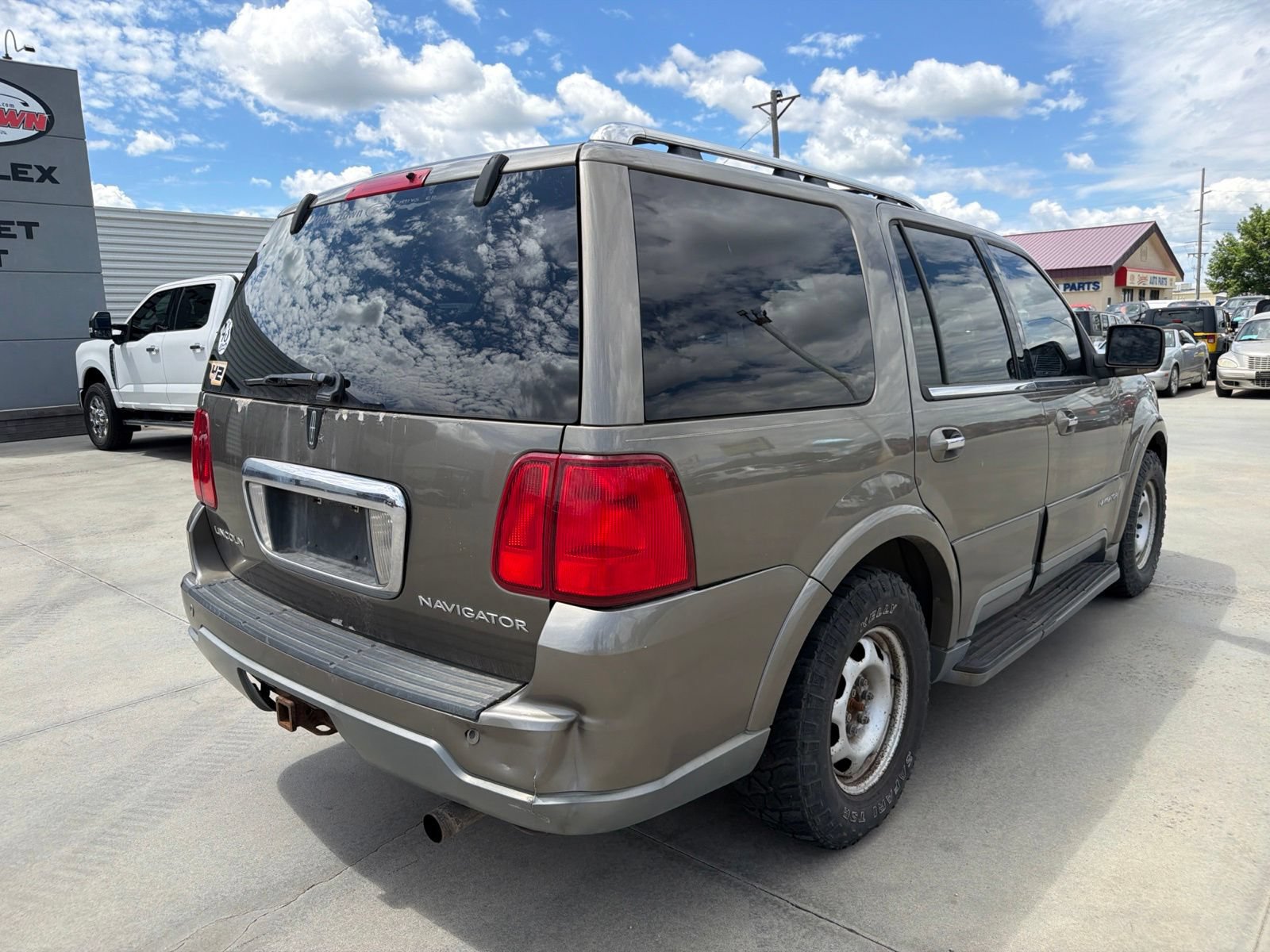 Used 2003 Lincoln Navigator Luxury AWD/4WD image 8