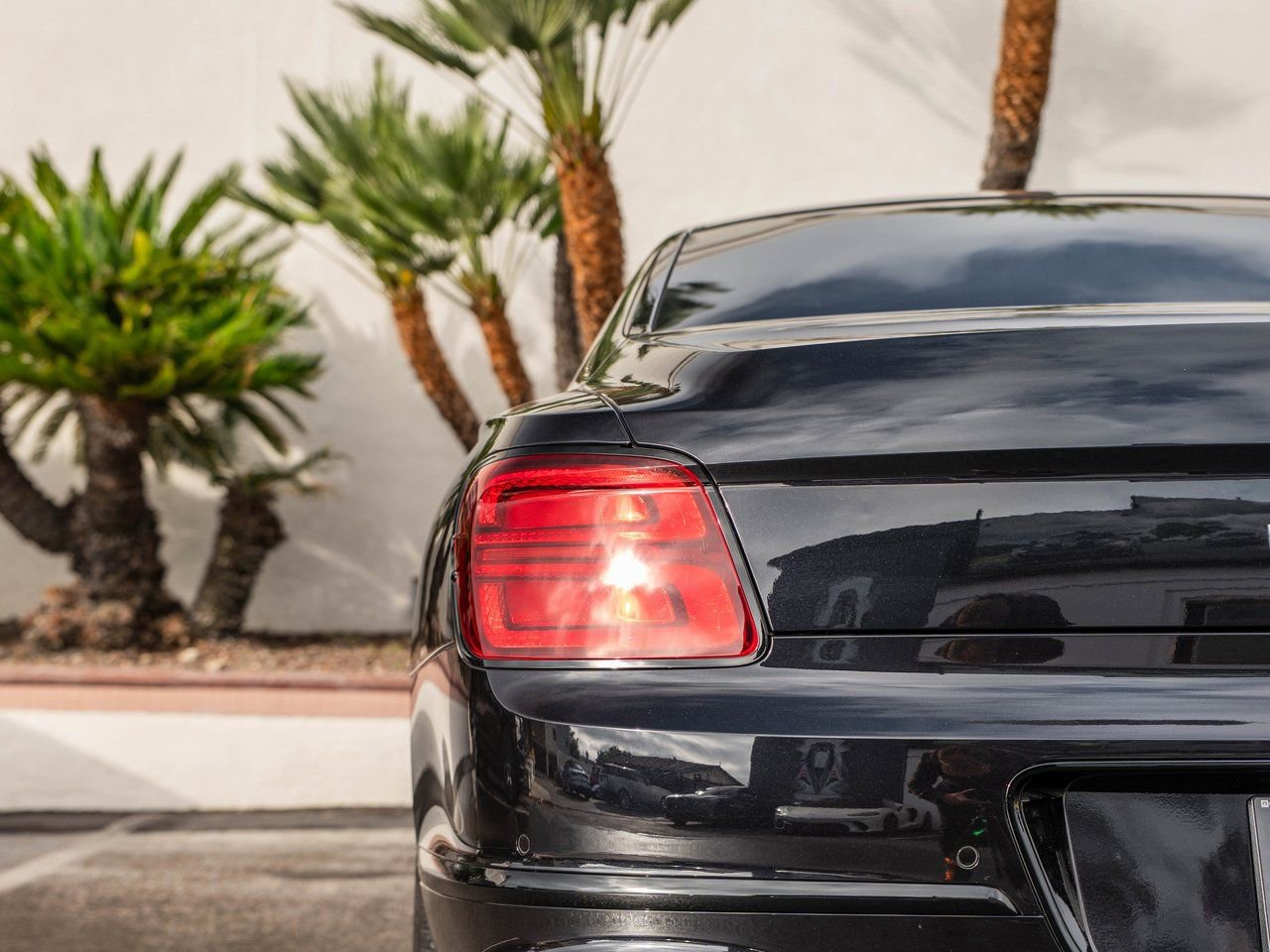 Used 2024 Bentley Flying Spur S V8 image 47