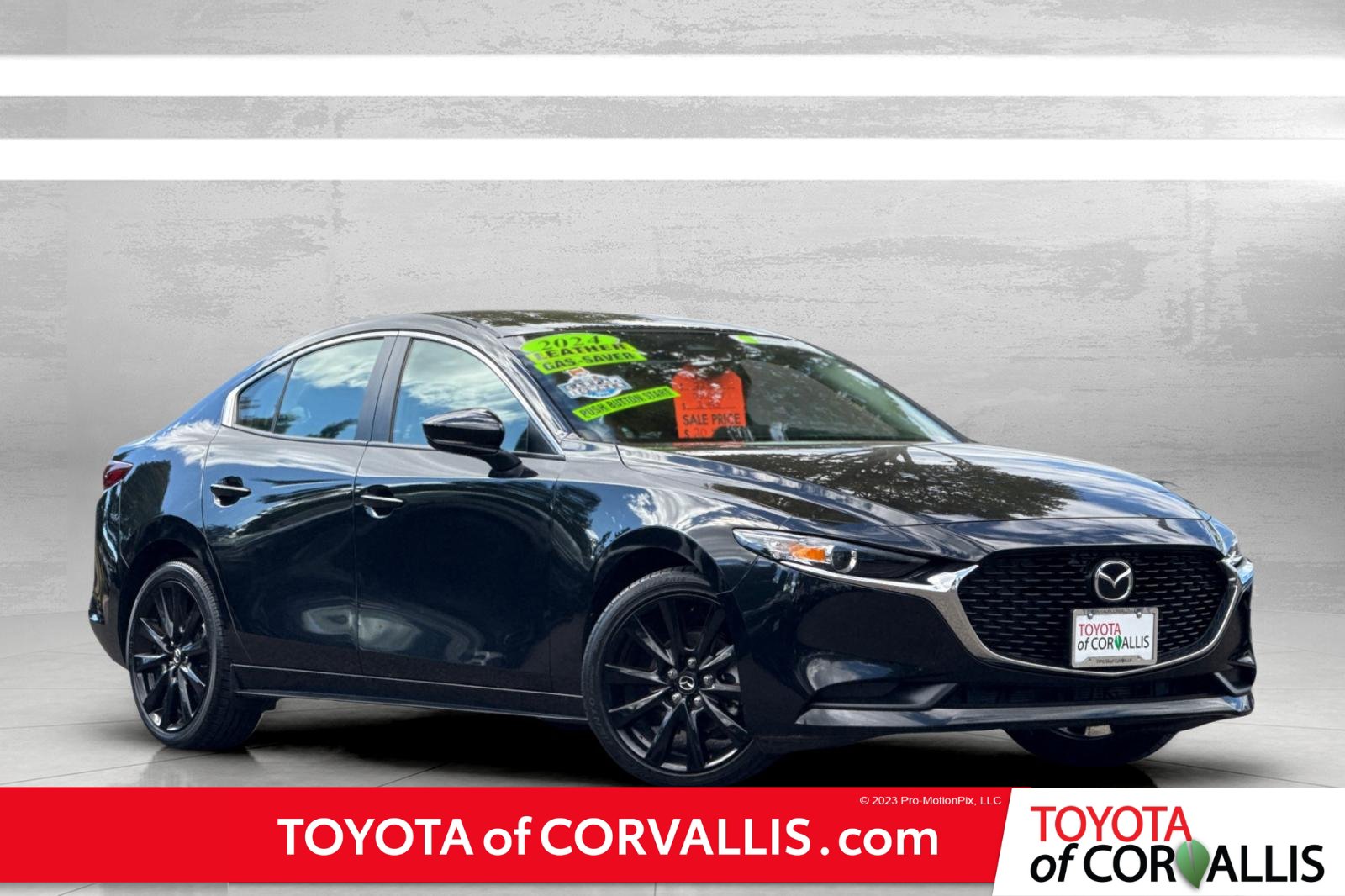 Used 2024 MAZDA MAZDA3 s FWD image 1