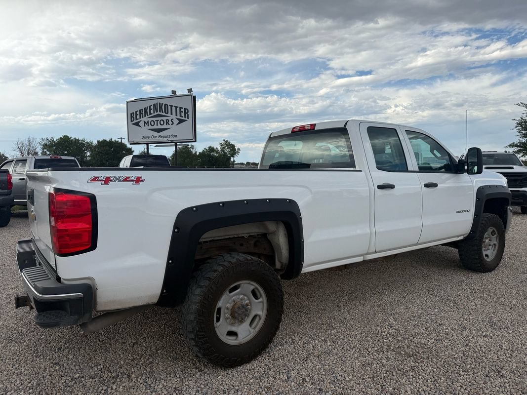 Used 2015 Chevrolet Silverado 2500 W/T AWD/4WD image 10