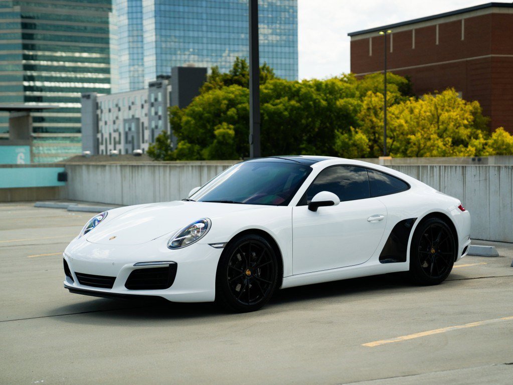 Used 2018 Porsche 911 Carrera image 10
