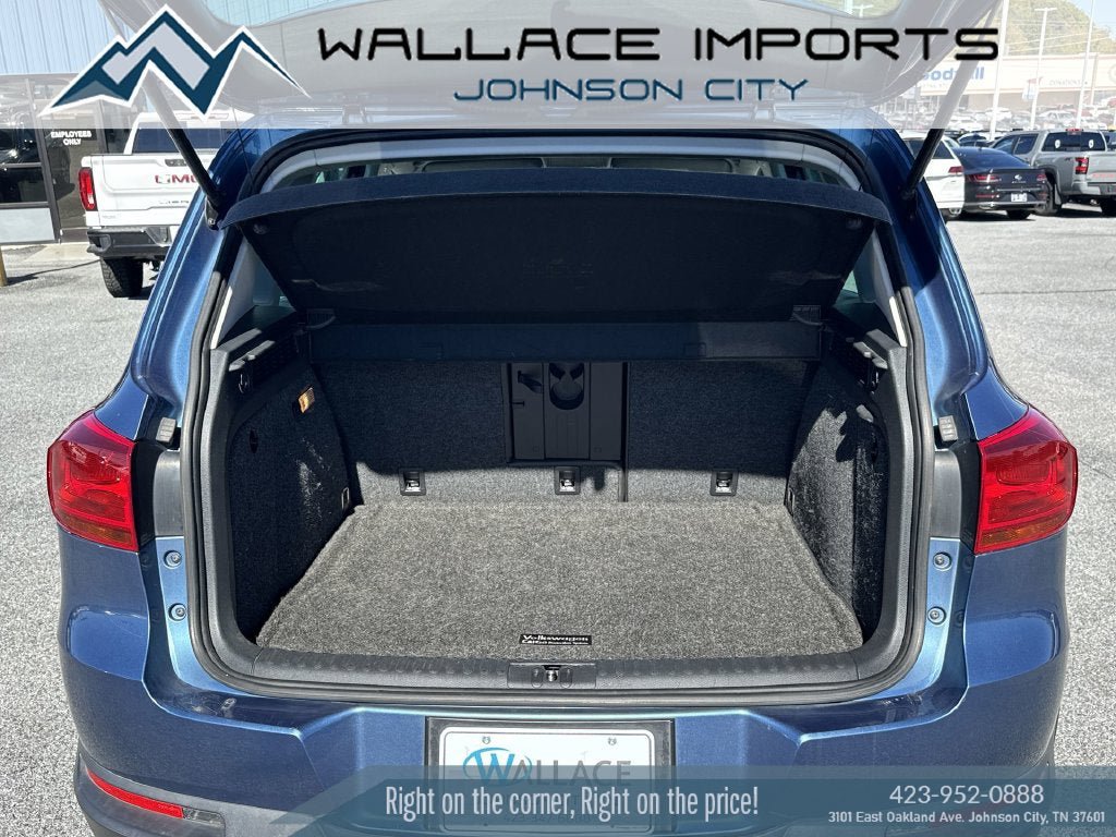 Used 2017 Volkswagen Tiguan SEL AWD/4WD image 35
