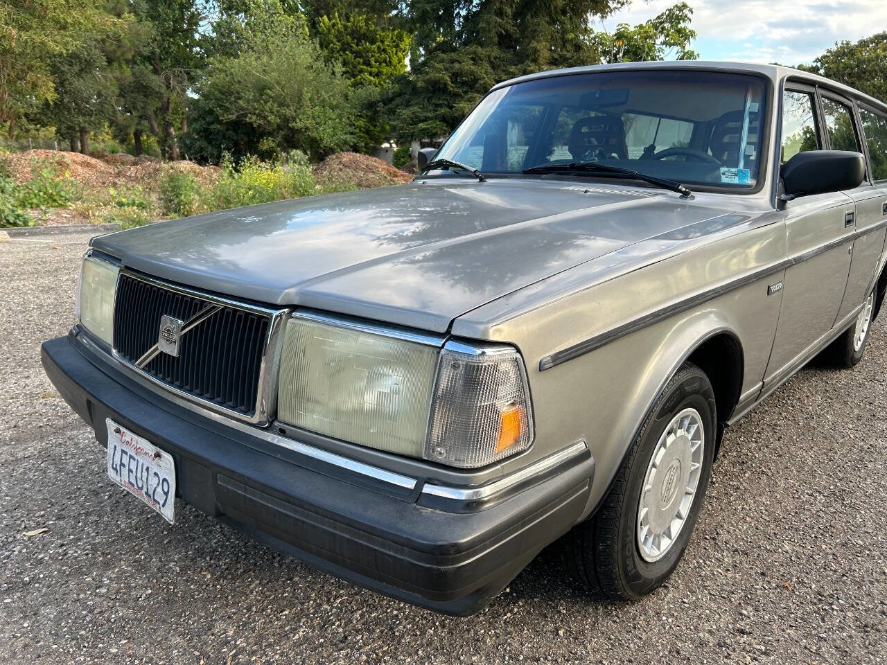 Used 1992 Volvo 240 Wagon RWD image 5