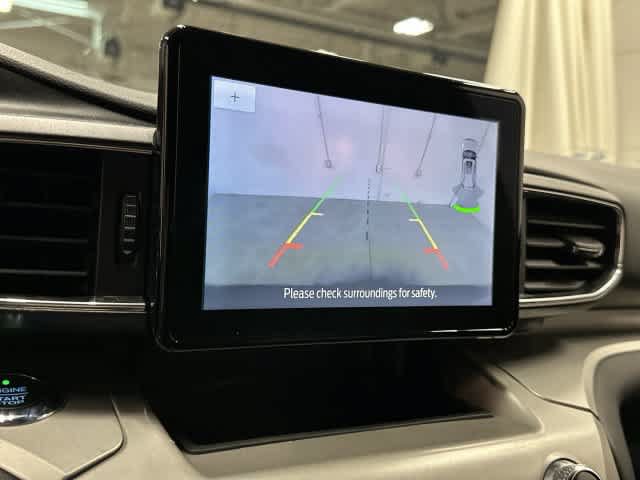 Used 2021 Ford Explorer XLT w/ Equipment Group 202A AWD/4WD image 23