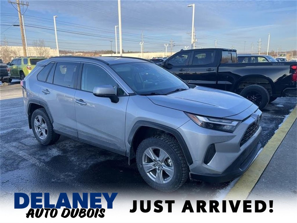 Used 2023 Toyota RAV4 XLE w/ Convenience Package image 1