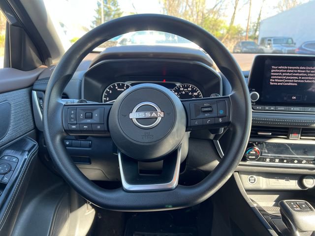 Used 2023 Nissan Rogue SV image 13
