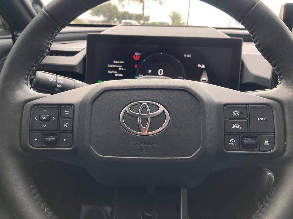 Used 2026 Toyota RAV4 XSE w/ Panoramic Sun Roof Package AWD/4WD image 20