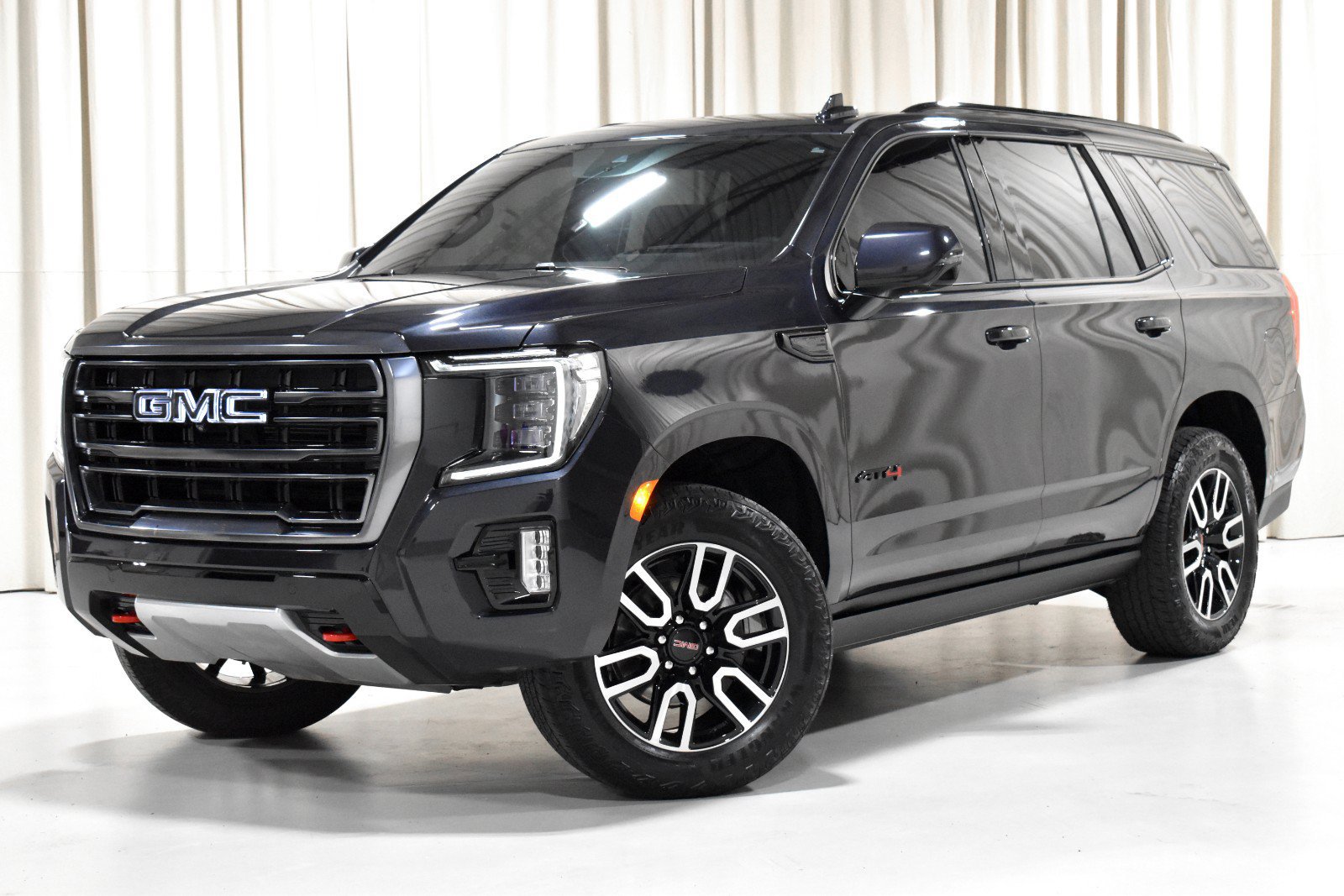 Used 2024 GMC Yukon AT4 w/ AT4 Premium Plus Package