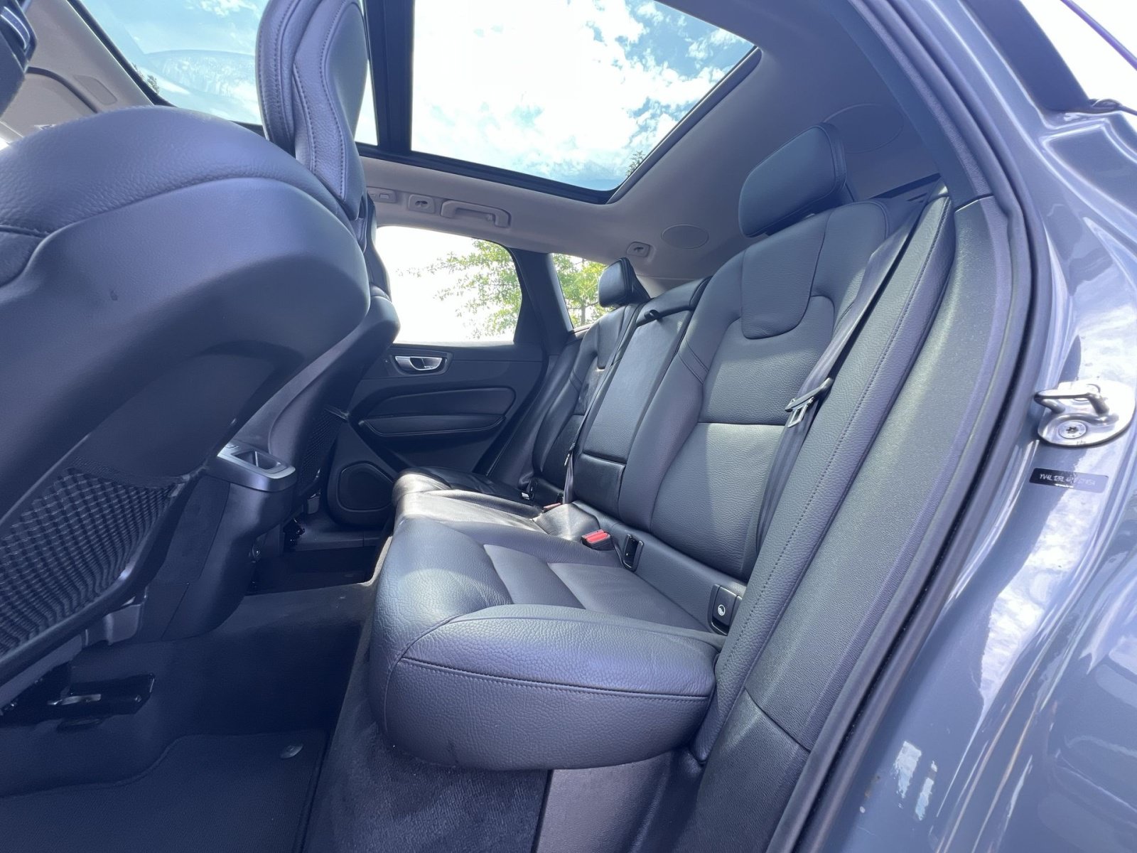 Used 2024 Volvo XC60 B5 Plus w/ Climate Package AWD/4WD image 25