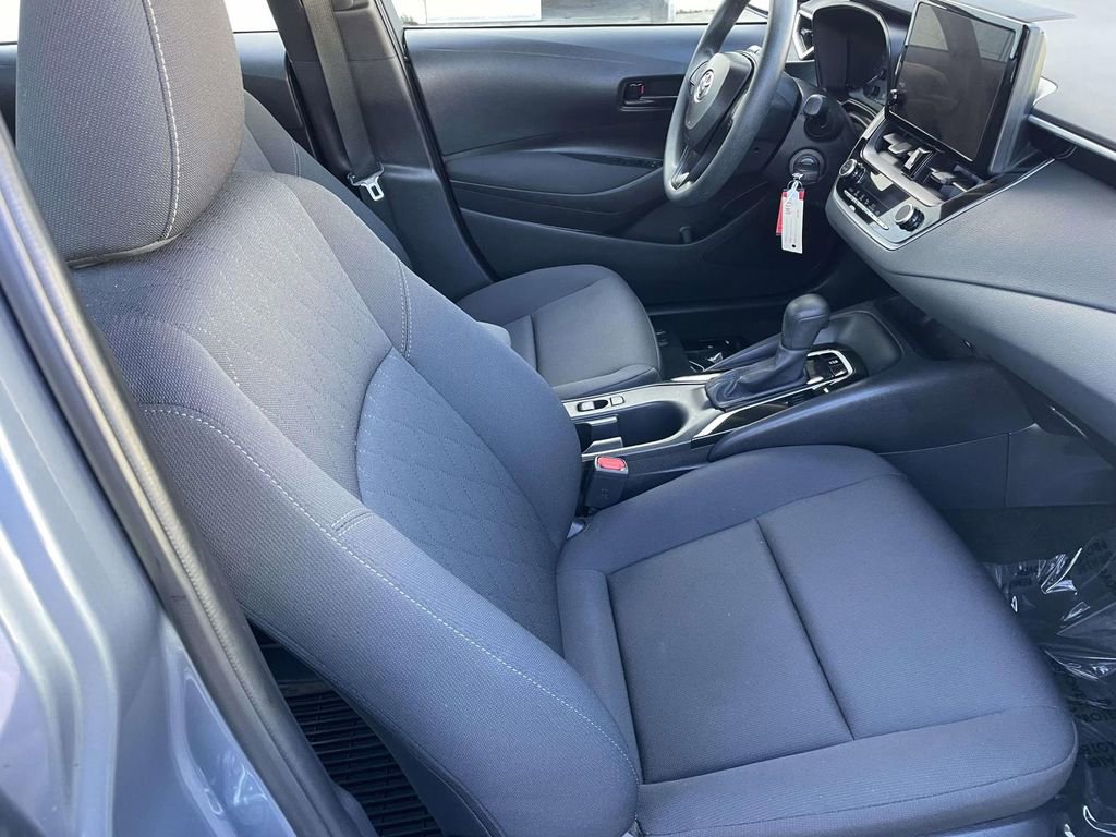 Used 2023 Toyota Corolla LE image 44