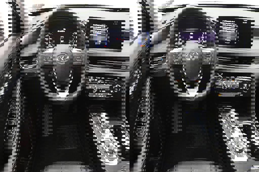 Used 2024 INFINITI QX60 Luxe image 13