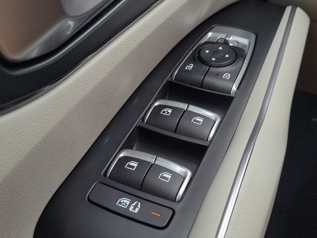Used 2022 Kia Sorento S w/ Panoramic Sunroof Package FWD image 20