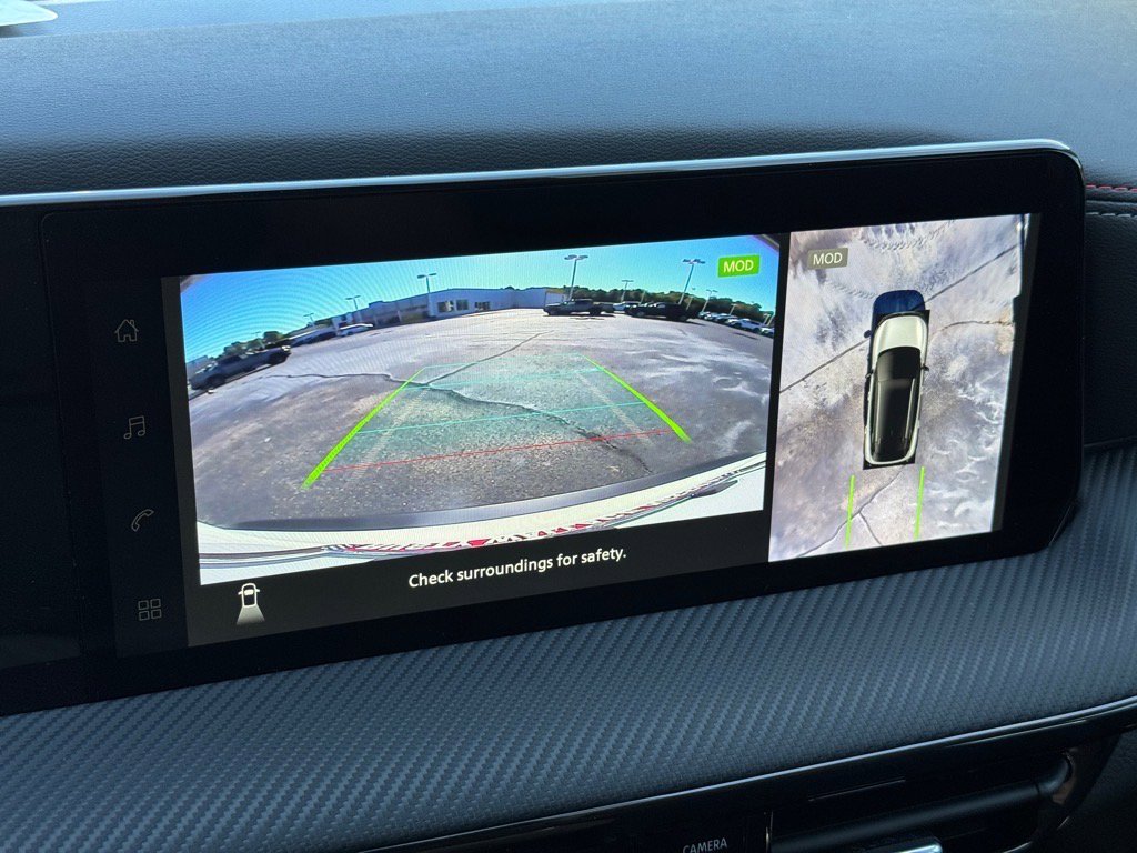 New 2026 Nissan Kicks SR w/ SR Premium Package FWD image 12