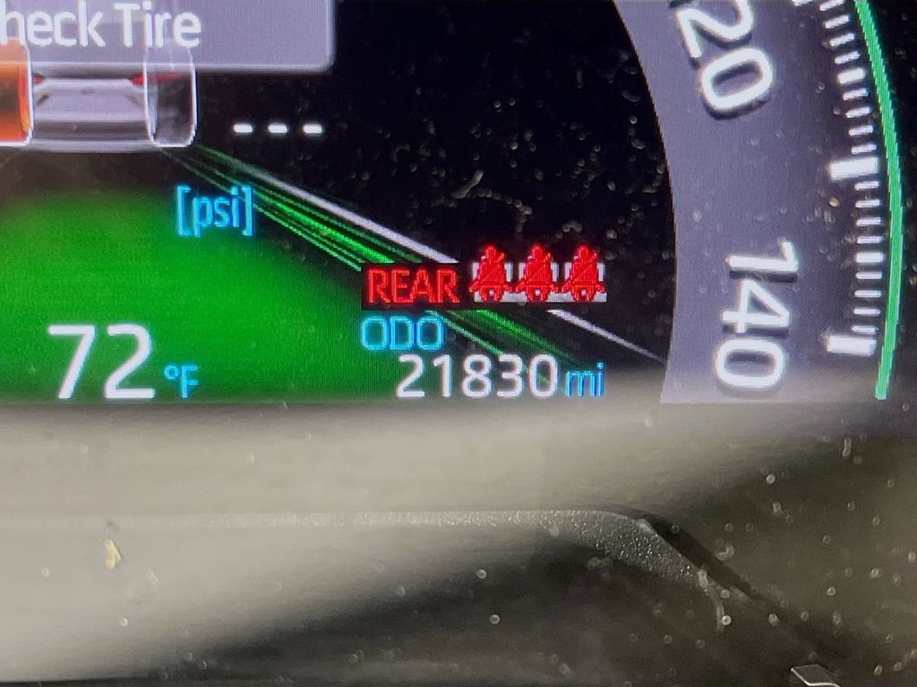 Used 2025 Toyota RAV4 LE AWD/4WD image 12