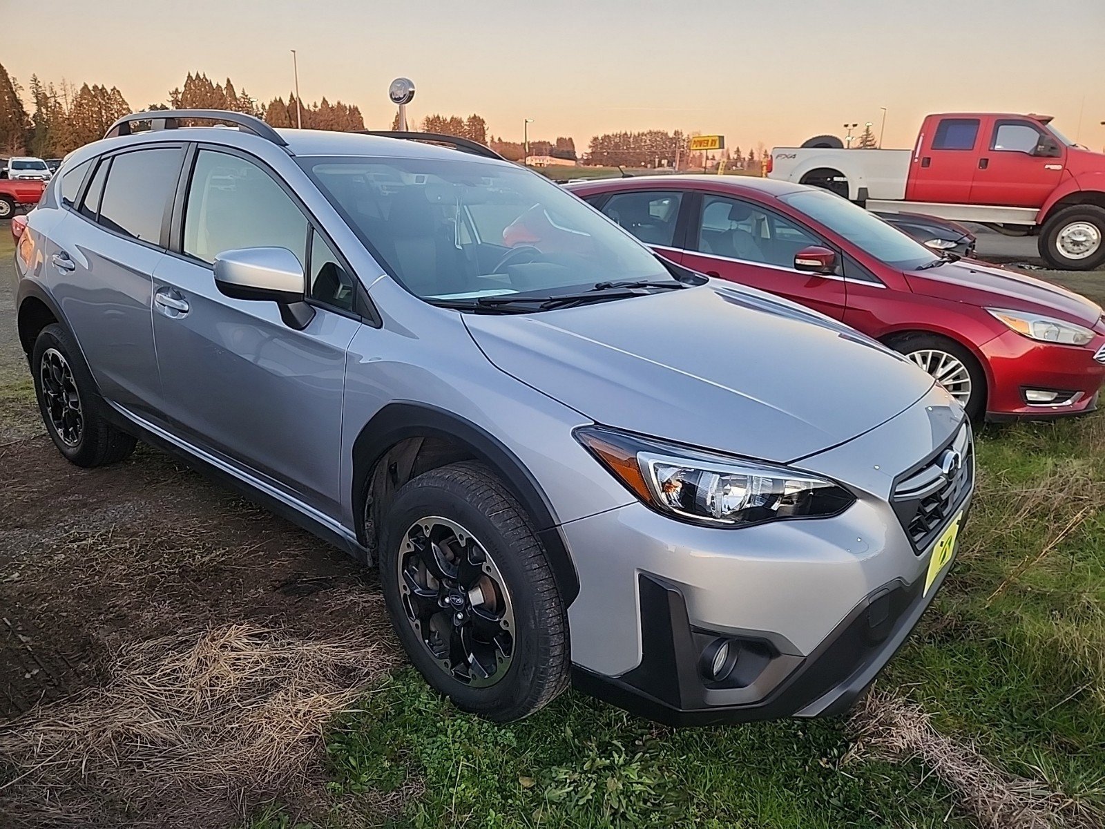 Used 2021 Subaru Crosstrek 2.0i Premium image 2