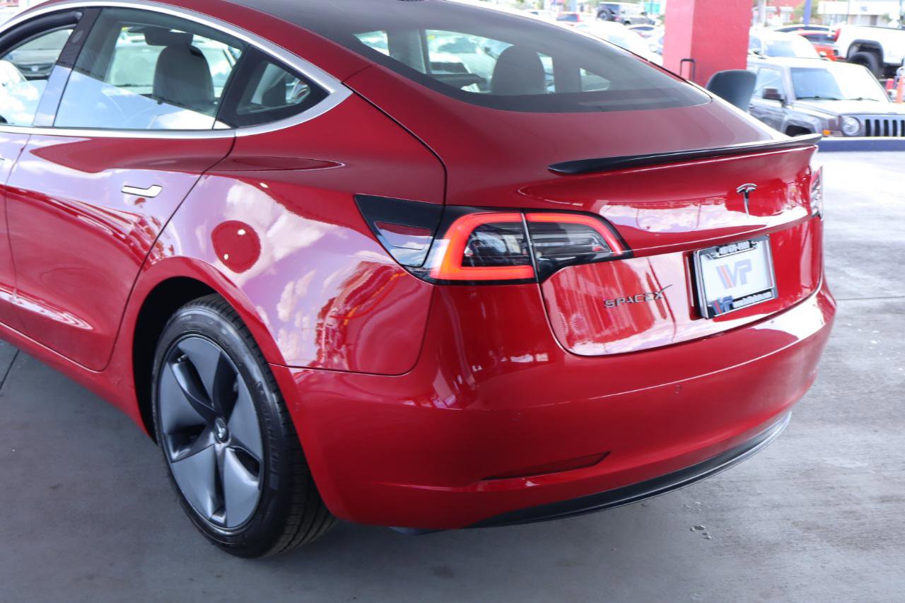 Used 2019 Tesla Model 3 Long Range image 9