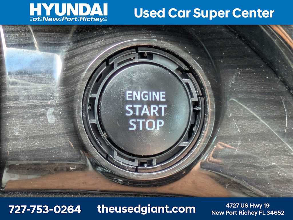 Used 2015 Toyota Avalon XLE Touring FWD image 37