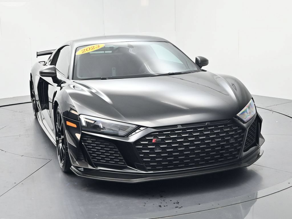 Used 2023 Audi R8 V10 GT RWD image 2