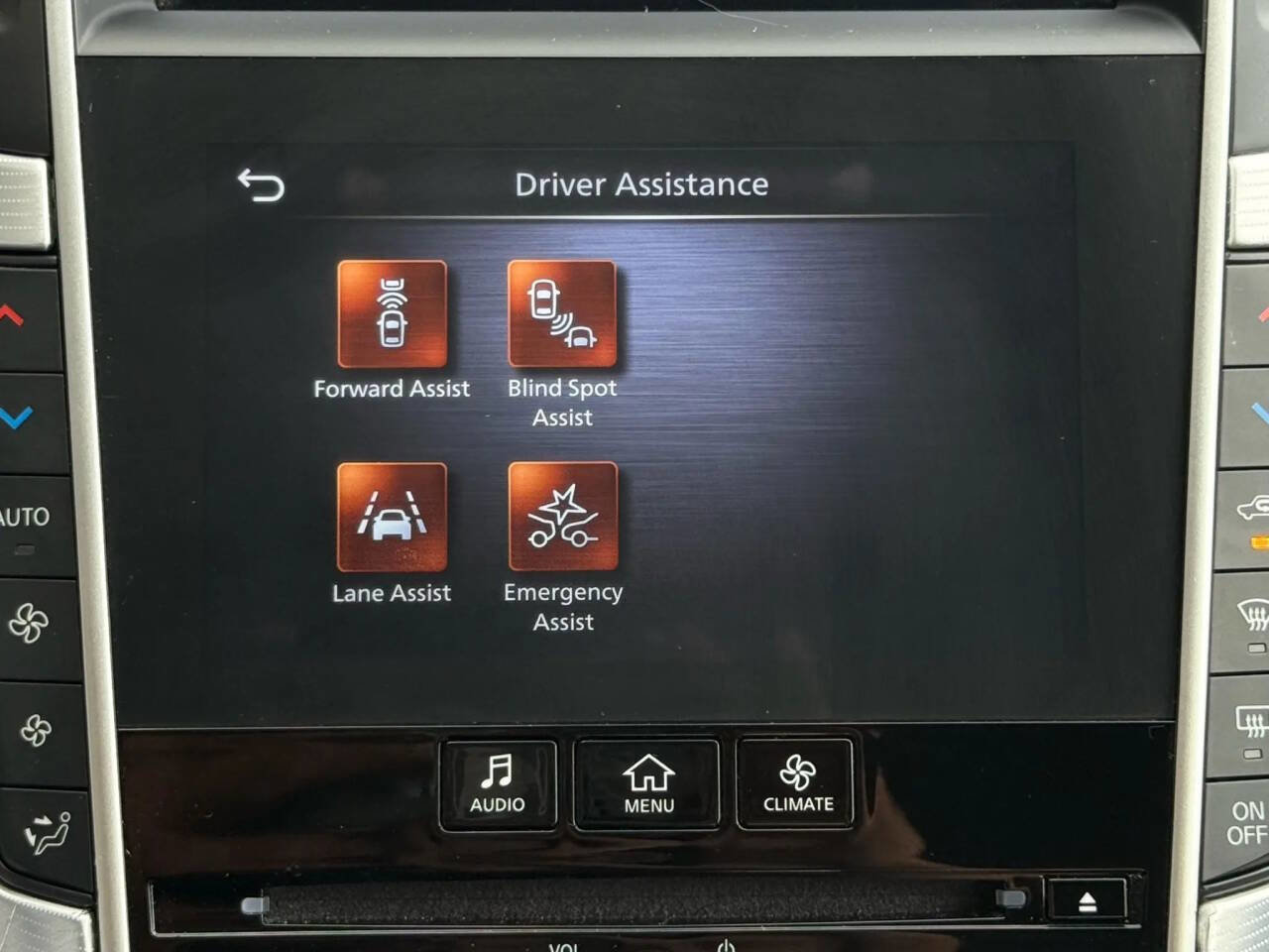 Used 2021 INFINITI Q50 Luxe w/ Seat & Sound Package image 10