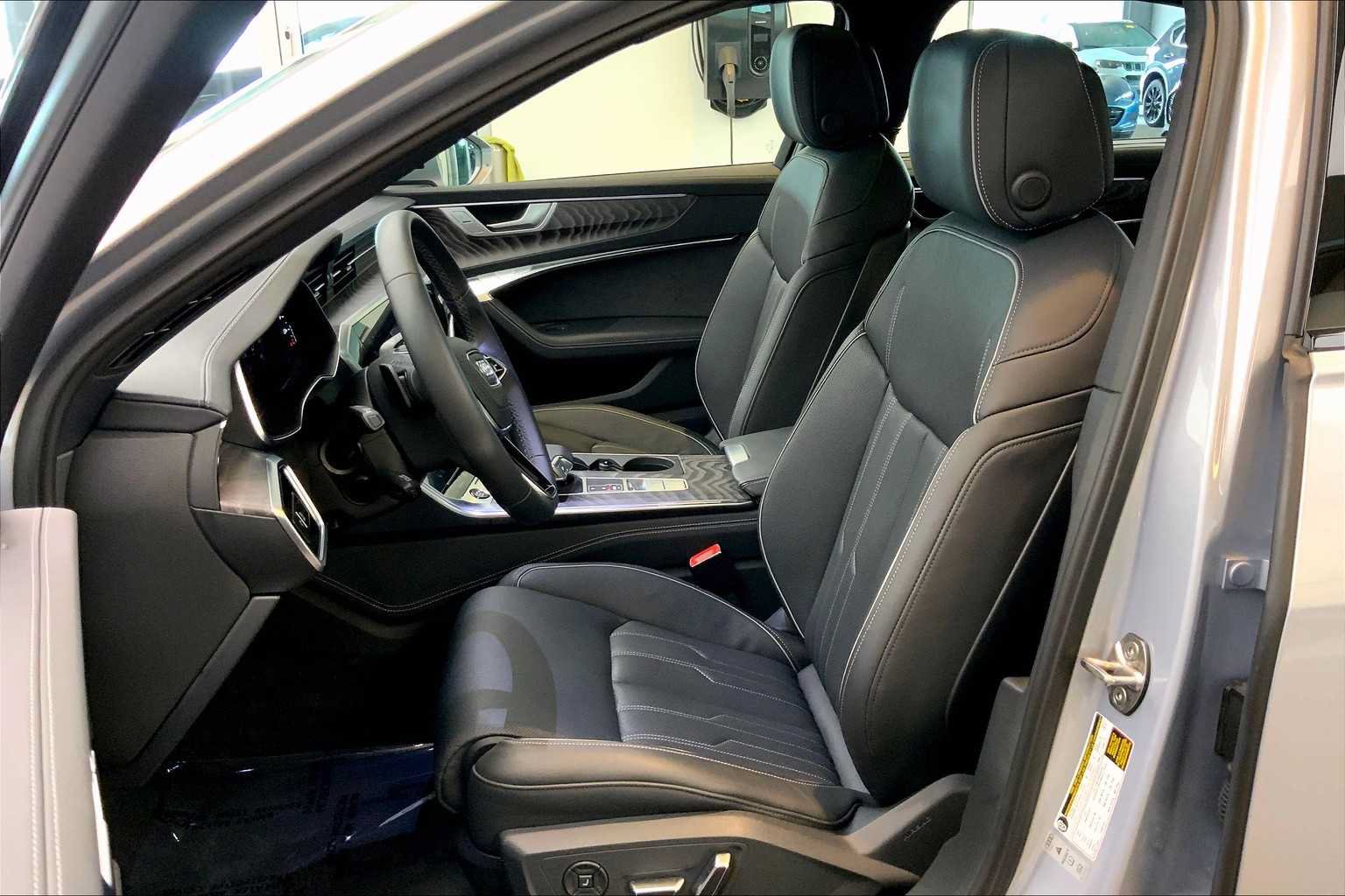 Certified 2025 Audi A6 3.0T Prestige AWD/4WD image 7