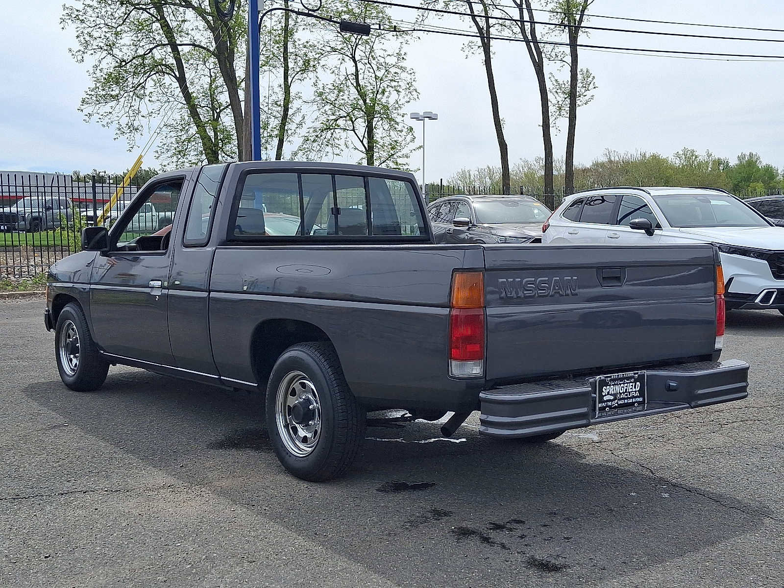 Used 1991 Nissan Pickup 2WD King Cab image 8