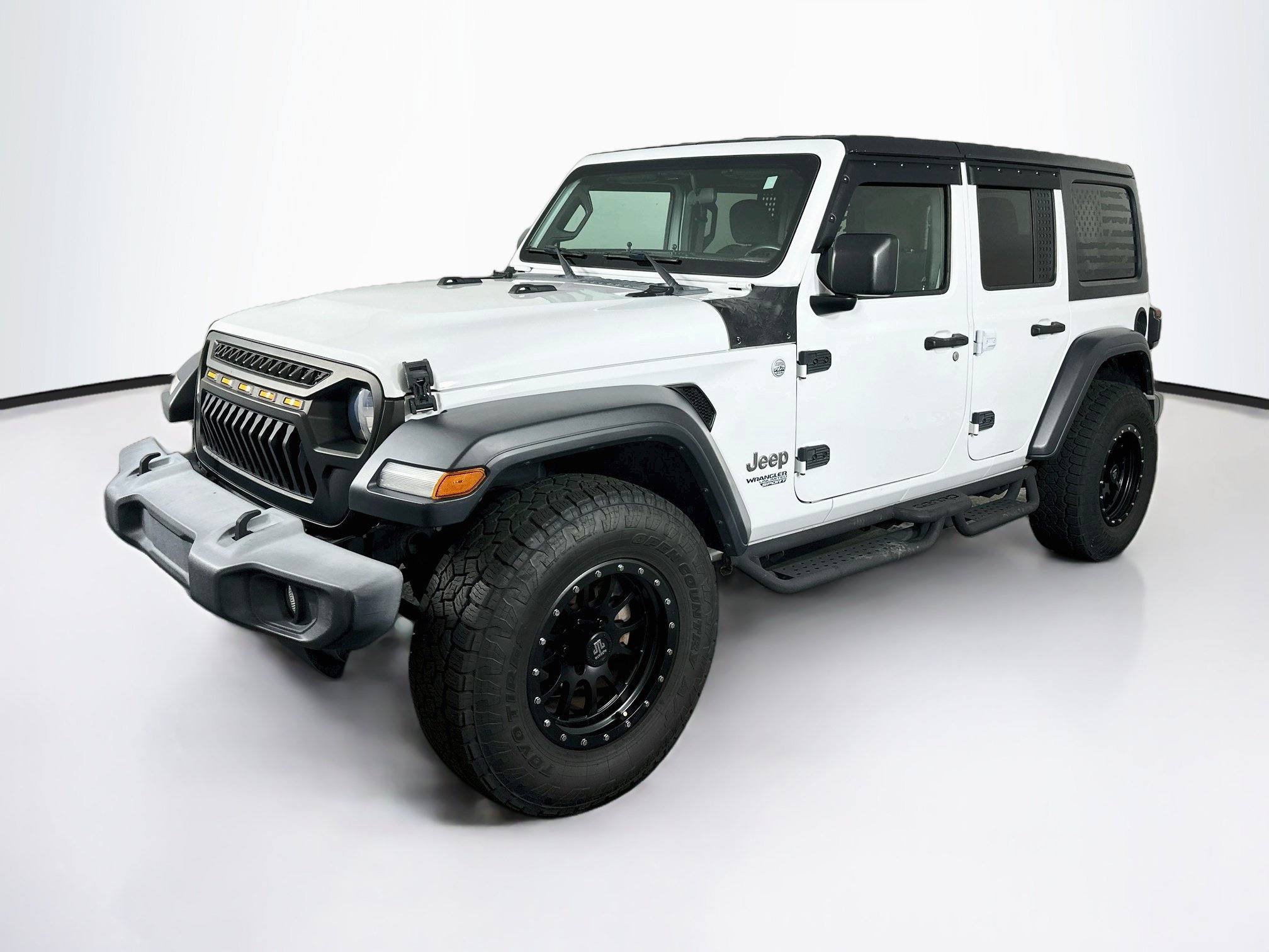 Used 2019 Jeep Wrangler Unlimited Sport S AWD/4WD image 3