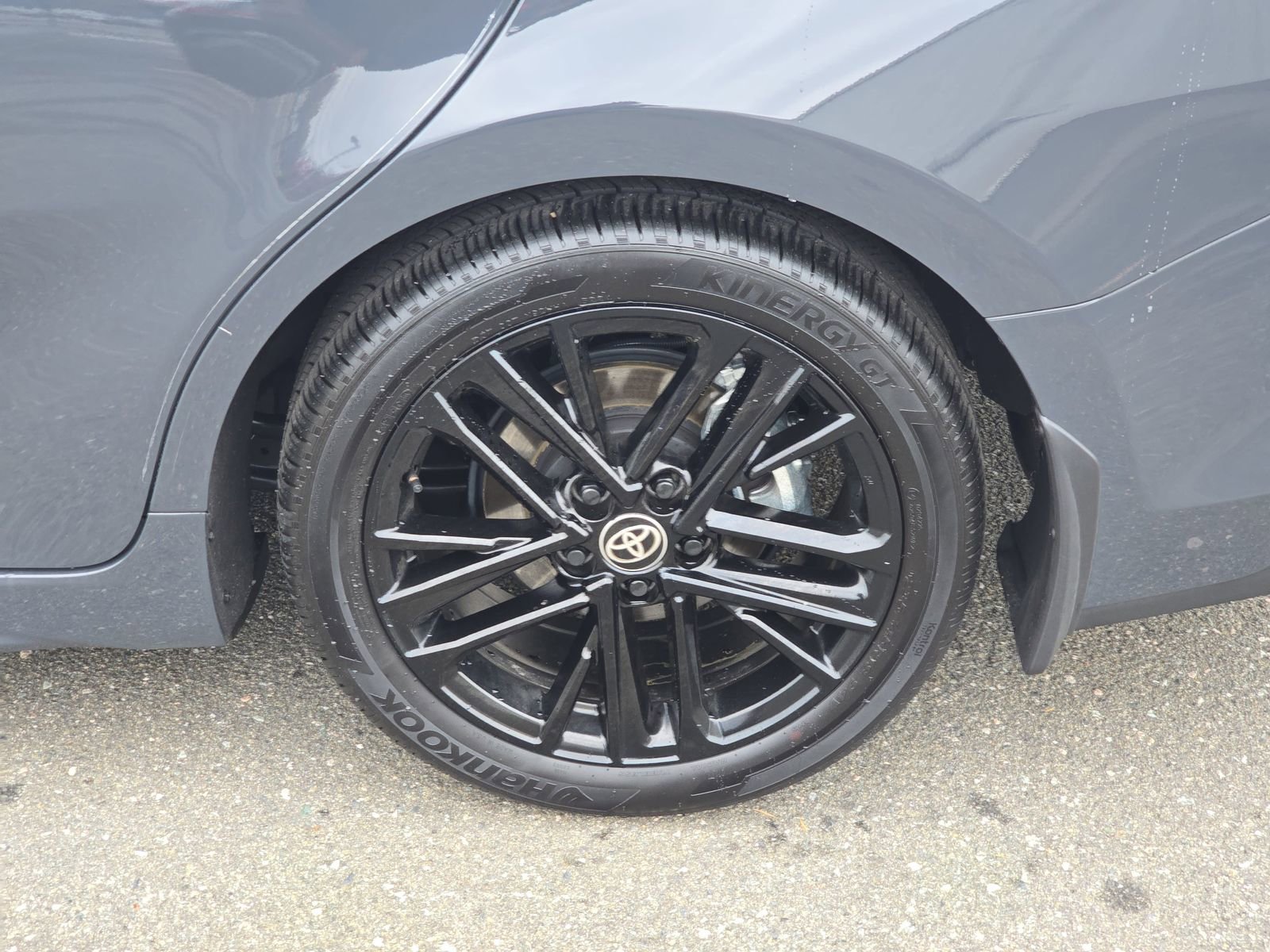 Used 2025 Toyota Camry SE image 39