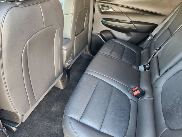 Used 2023 Chevrolet Bolt LT w/ Infotainment Package FWD image 32