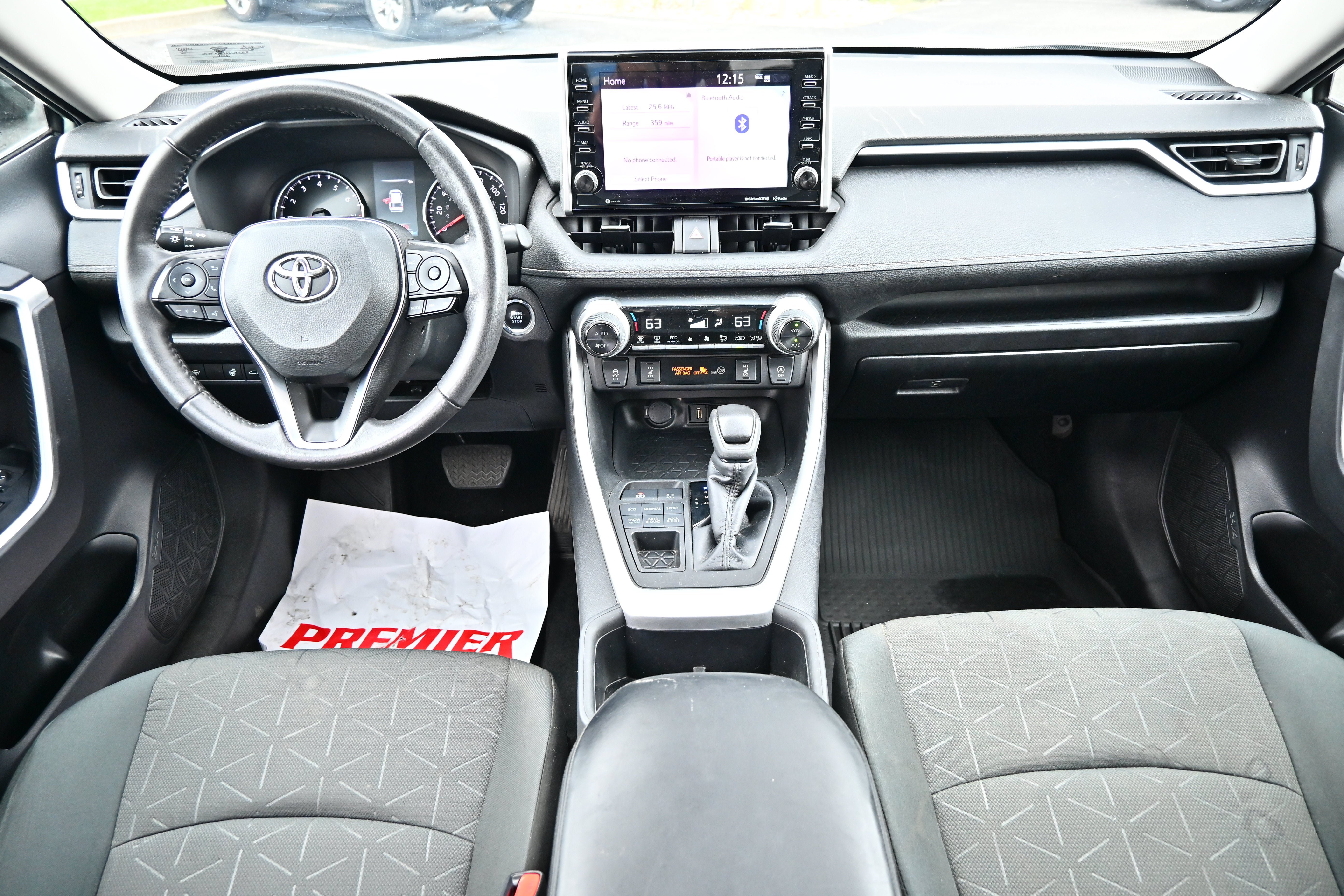 Used 2022 Toyota RAV4 XLE w/ Convenience Package AWD/4WD image 16