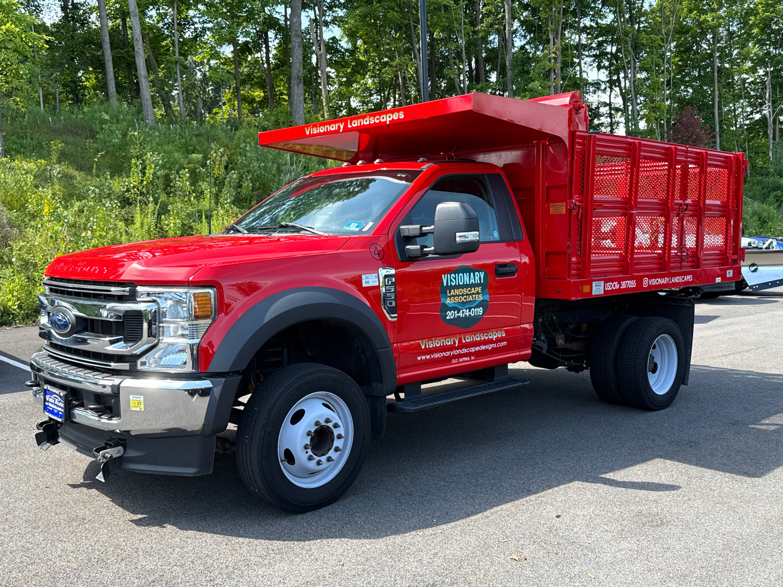 Used 2022 Ford F550 2WD Regular Cab Super Duty w/ Power Equipment Group image 3