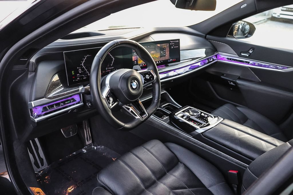 Used 2024 BMW 740i RWD image 22