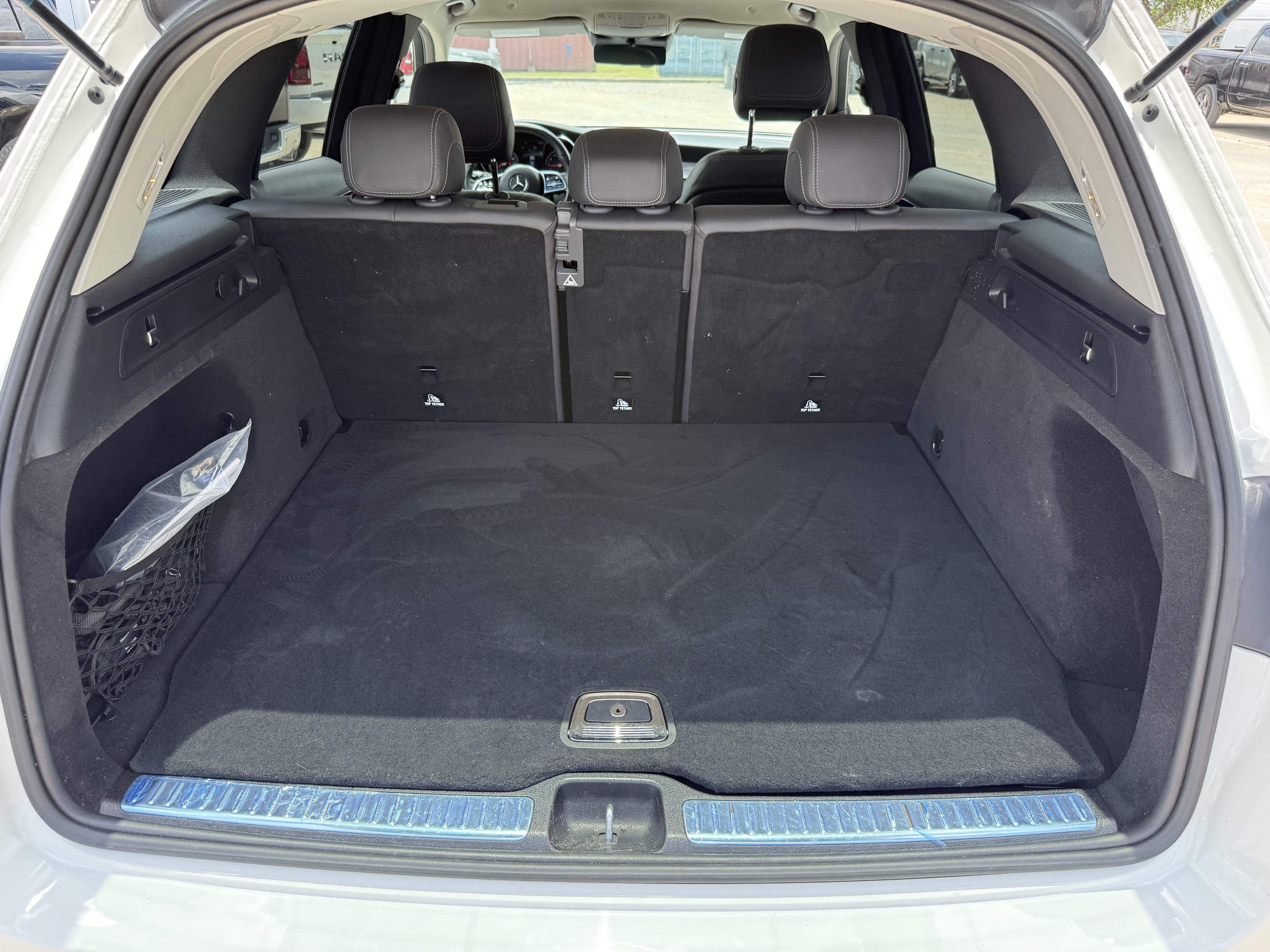 Used 2021 Mercedes-Benz GLC 300 4MATIC image 29