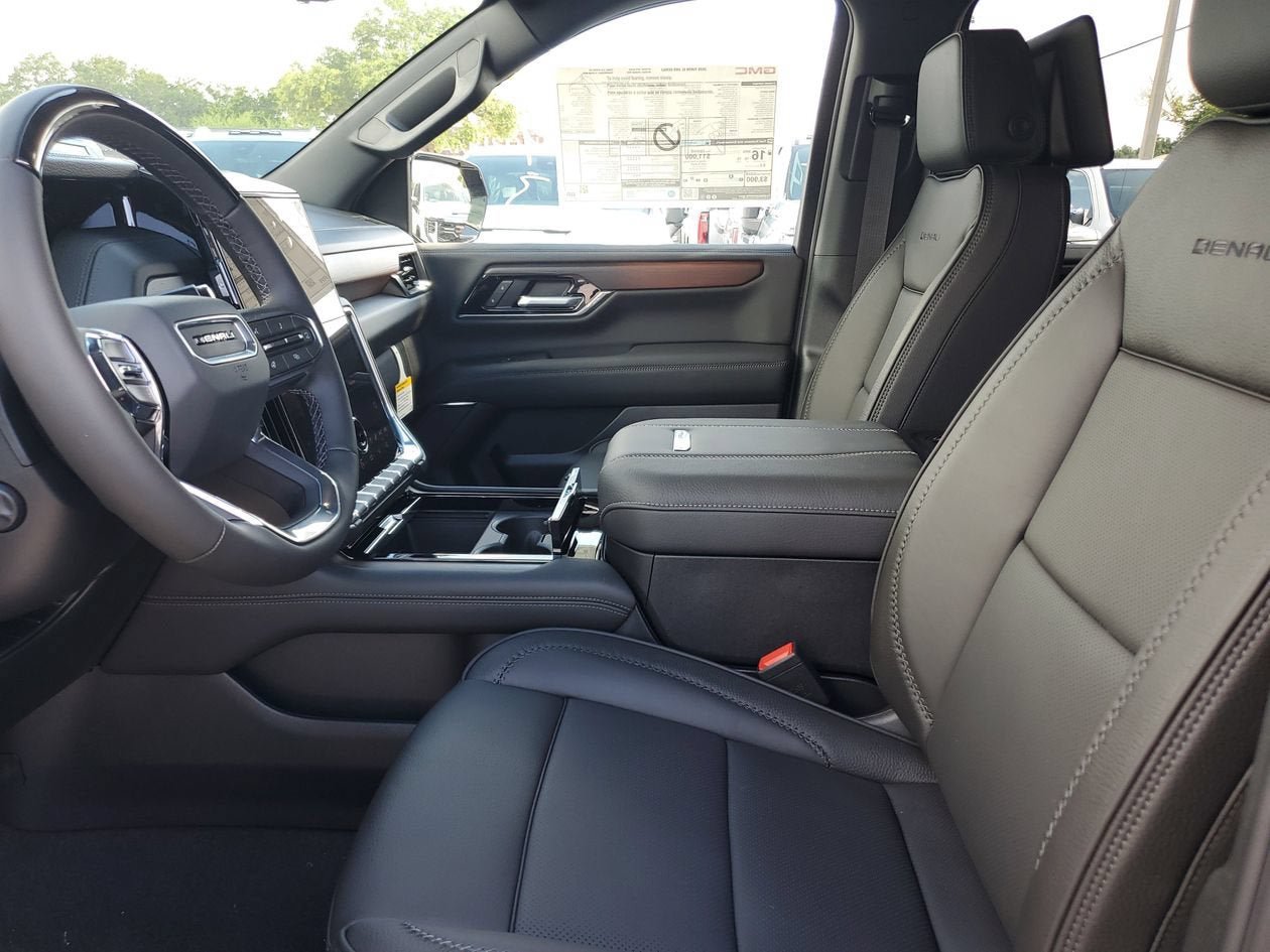 New 2026 GMC Yukon XL Denali w/ Denali Reserve Package AWD/4WD image 19