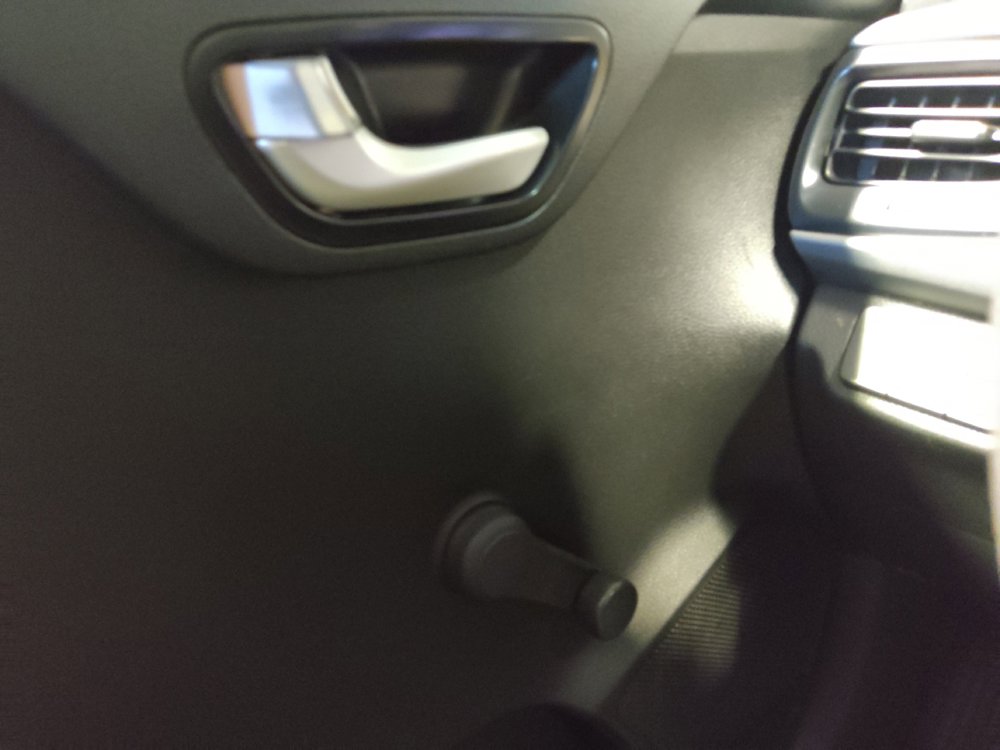 Used 2018 Kia Rio LX image 27