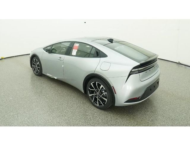 New 2026 Toyota Prius Plug-In Hybrid FWD image 5