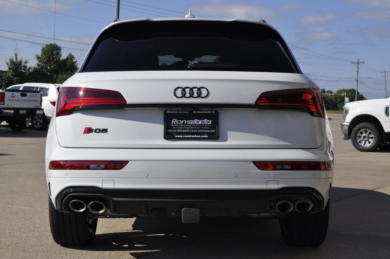 Used 2024 Audi SQ5 Prestige AWD/4WD image 6
