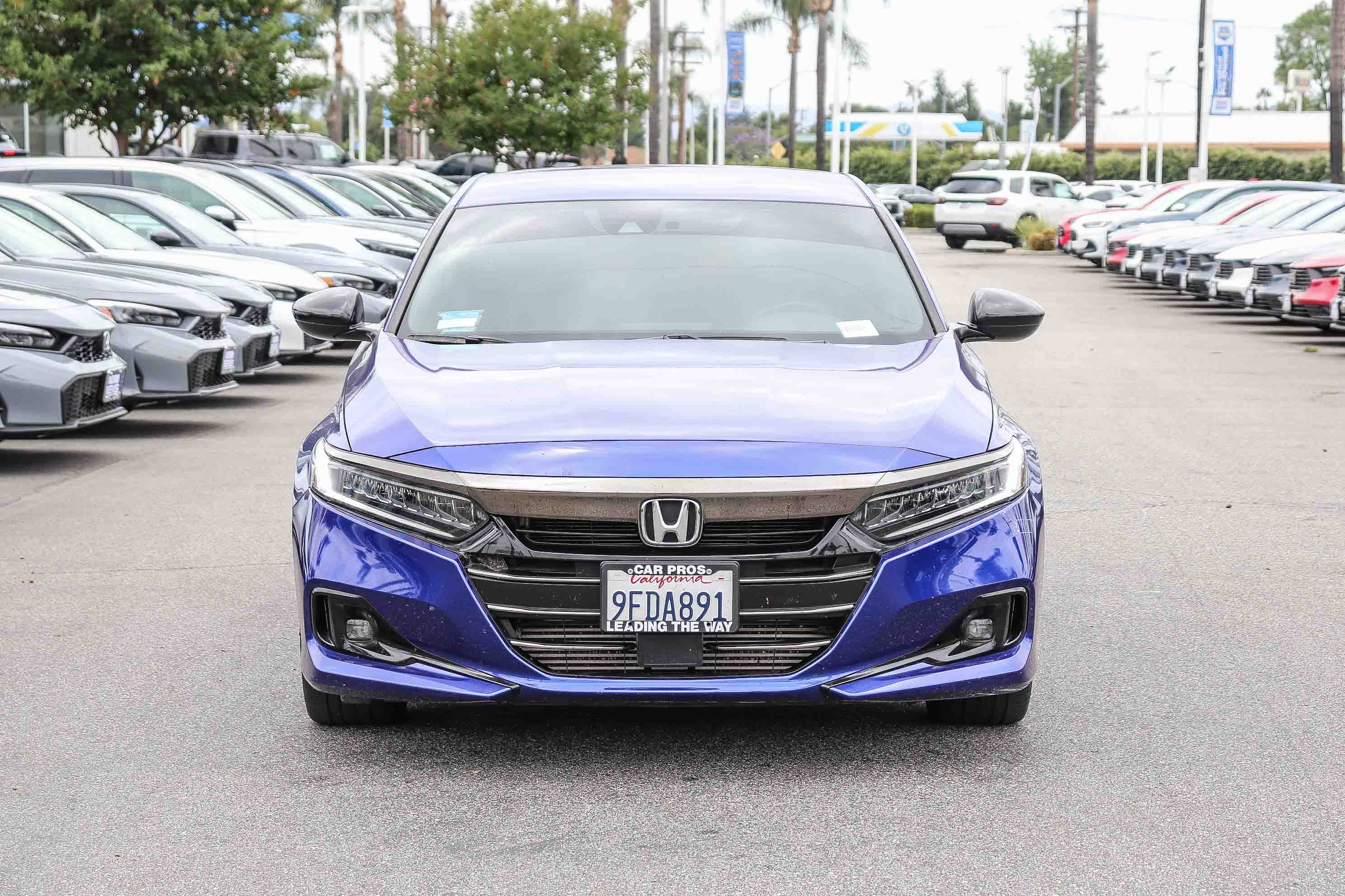 Used 2022 Honda Accord Sport image 2