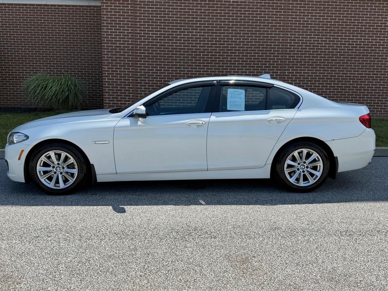 Used 2015 BMW 528i xDrive Sedan AWD/4WD image 5
