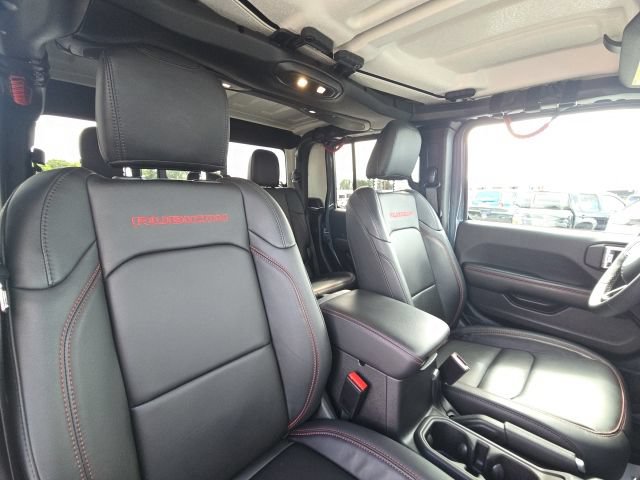 Used 2025 Jeep Gladiator Rubicon w/ Safety Group AWD/4WD image 20